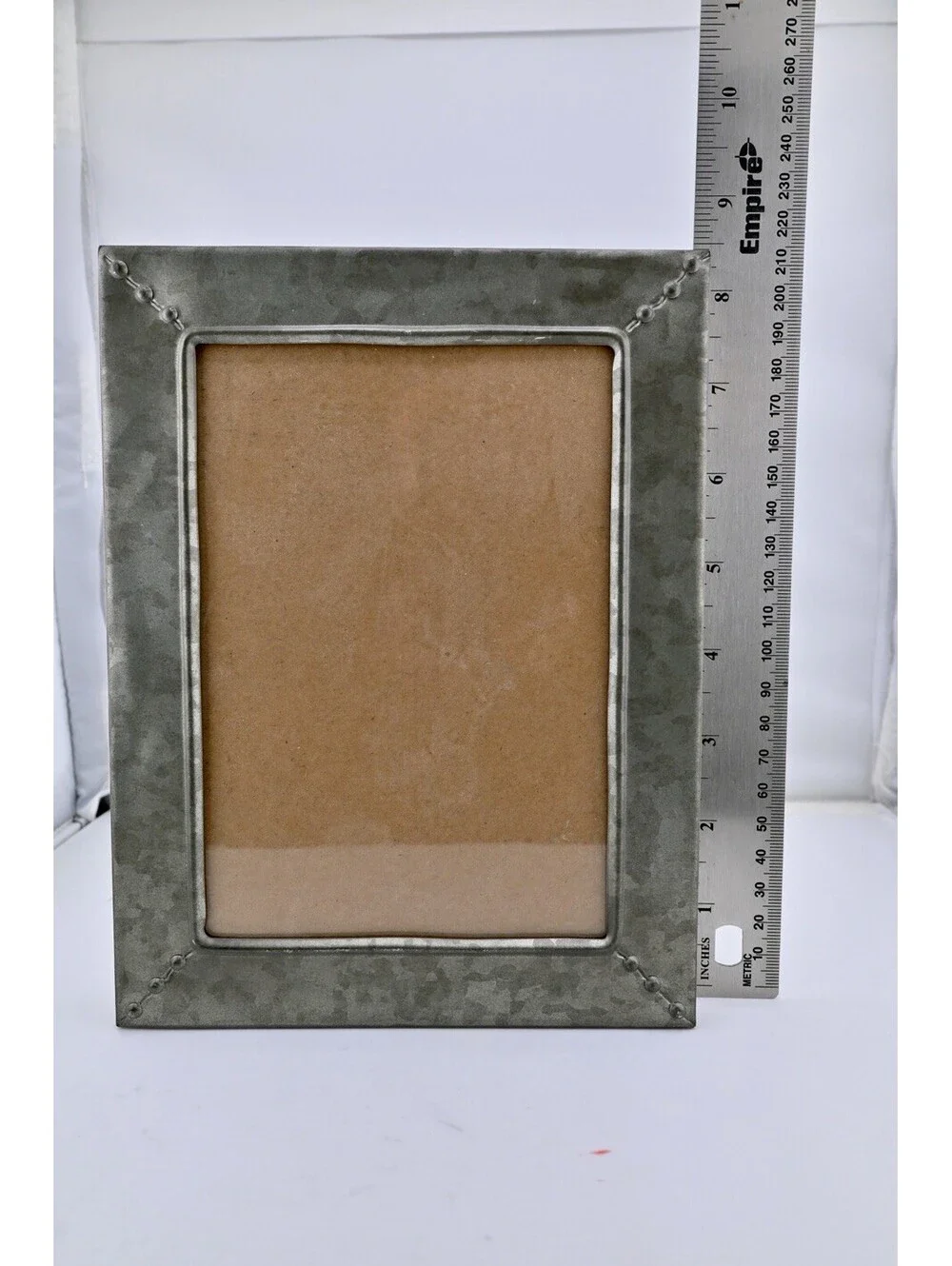 Green Tree Gallery 8.5 By 6.5 Antique Silver Frame With Hanger And Stand